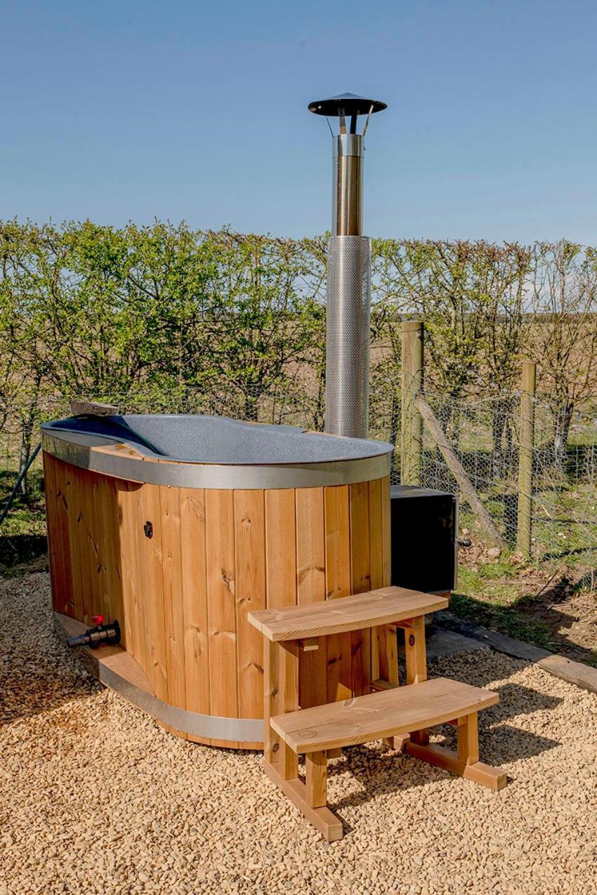Old King William Shepherd Huts And Private Hot Tubs In North Norfolk Hunworth Ngoại thất bức ảnh