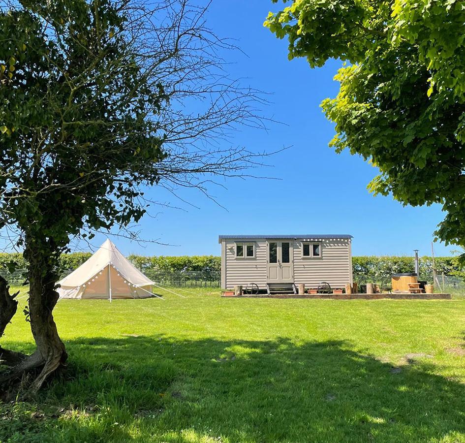 Old King William Shepherd Huts And Private Hot Tubs In North Norfolk Hunworth Ngoại thất bức ảnh