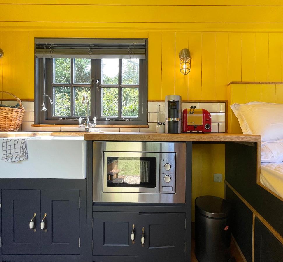 Old King William Shepherd Huts And Private Hot Tubs In North Norfolk Hunworth Ngoại thất bức ảnh