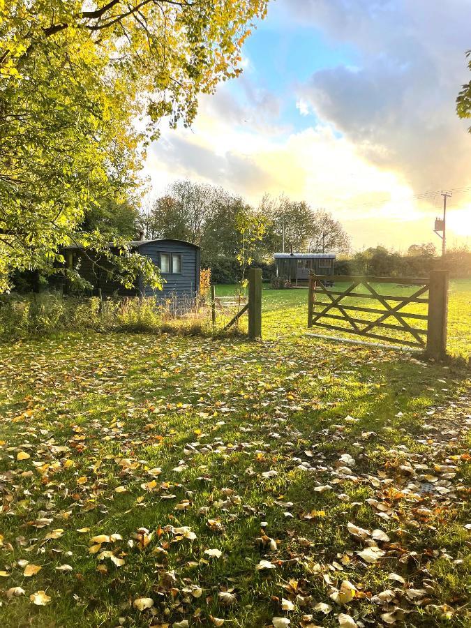 Old King William Shepherd Huts And Private Hot Tubs In North Norfolk Hunworth Ngoại thất bức ảnh